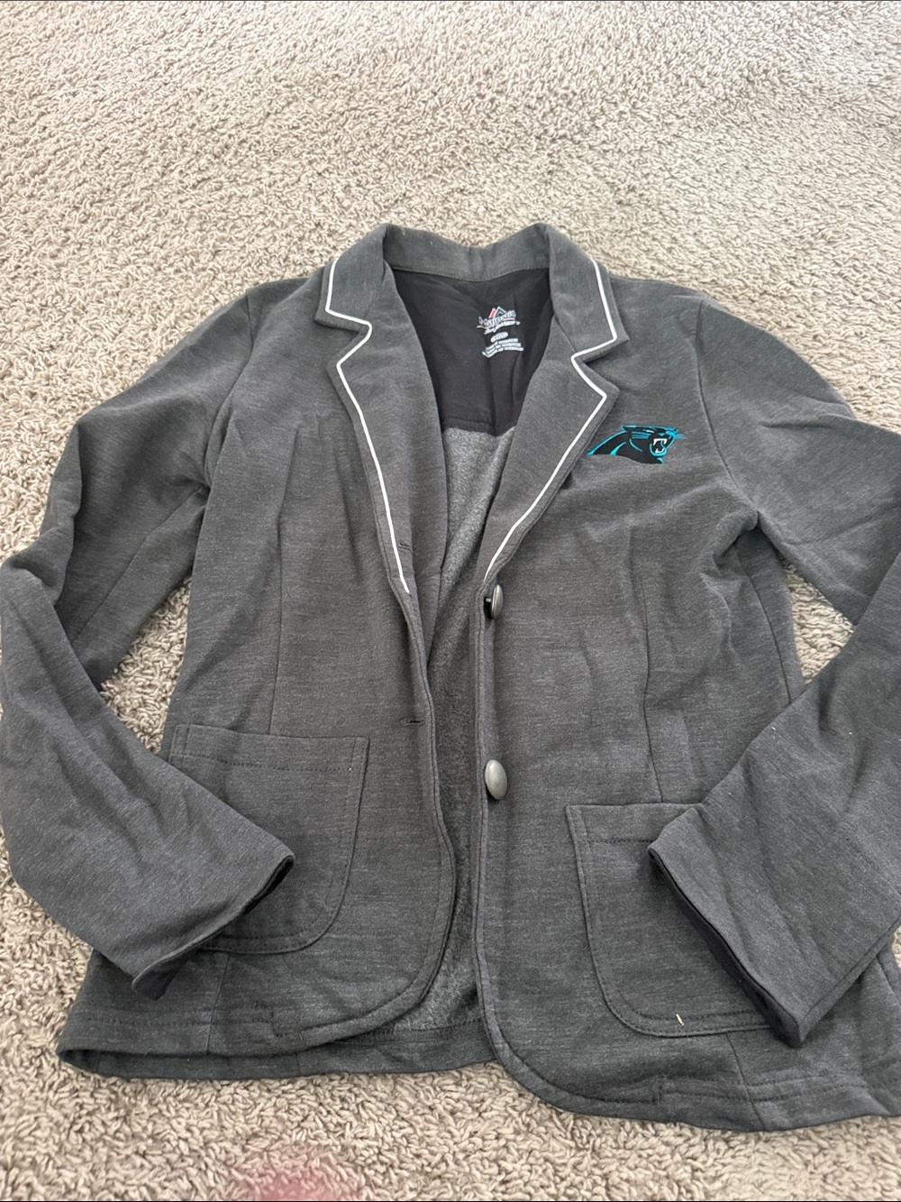 Majestic Gray Blazer with Teal Accent